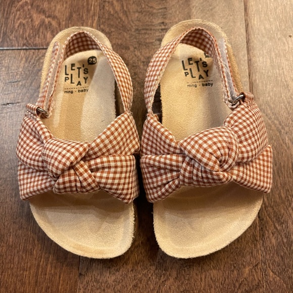 Girl Gingham Vichy Sandals by Mango, size 7.5 - Picture 2 of 4